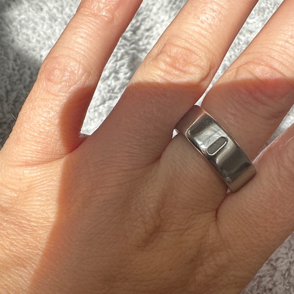 Oura Silver Smart Ring